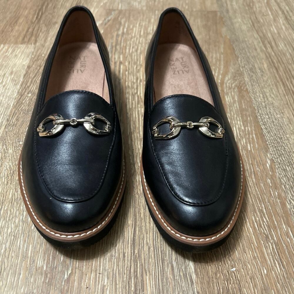 NATURALIZER NWB Adiline Bit Black Leather Gold Detail Comfort Loafers 9.5 Wide - Picture 2 of 10